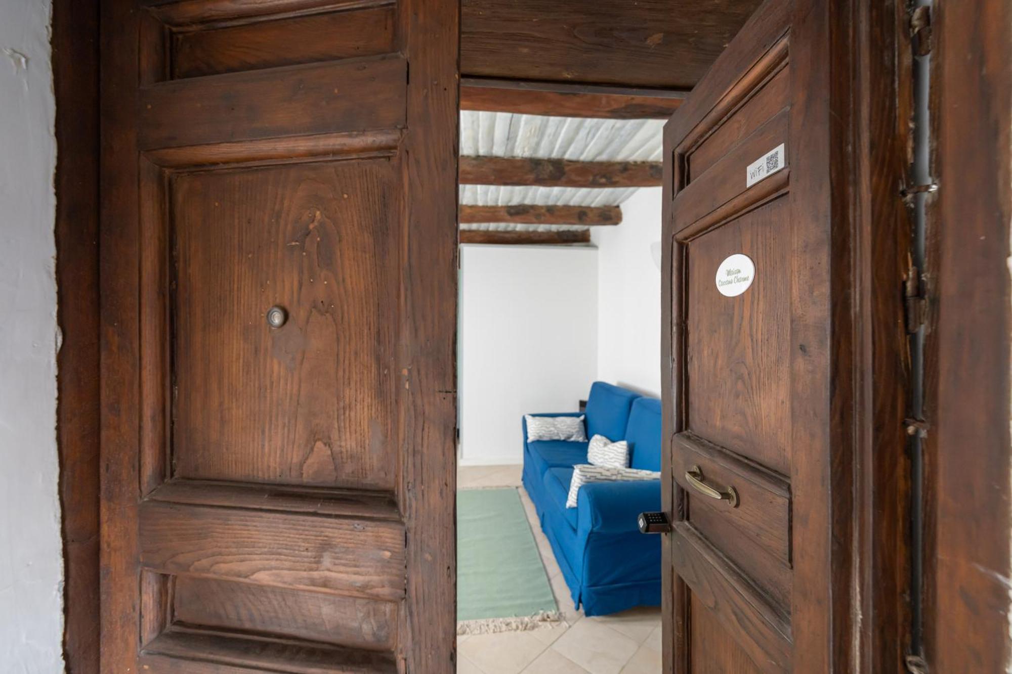 Maison Cassano Charme Lägenhet Neapel Exteriör bild
